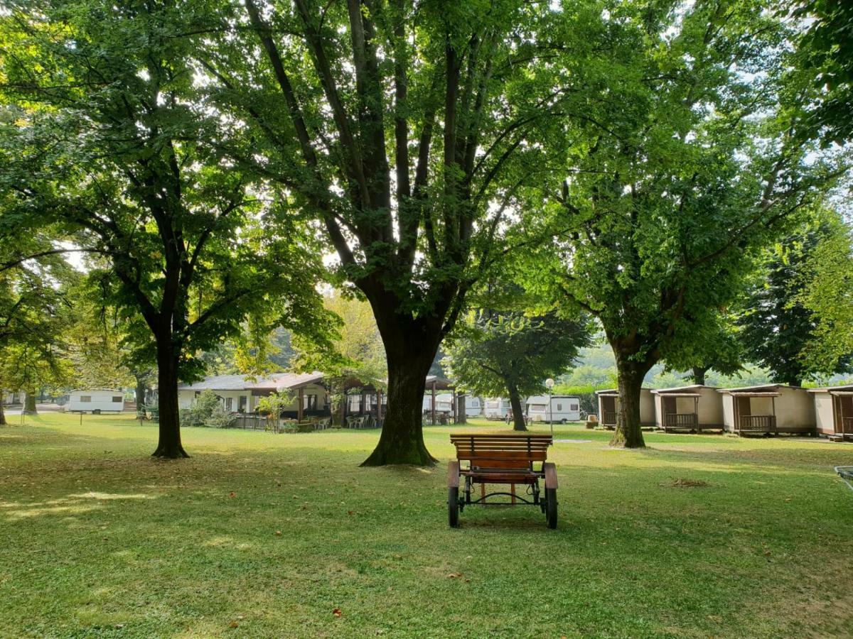 Camping No Stress Hotel Como Bagian luar foto